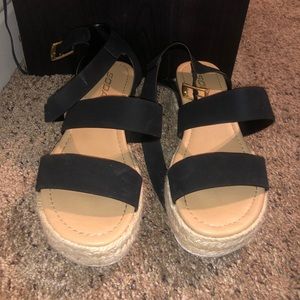 Soda Platform Sandals- Black